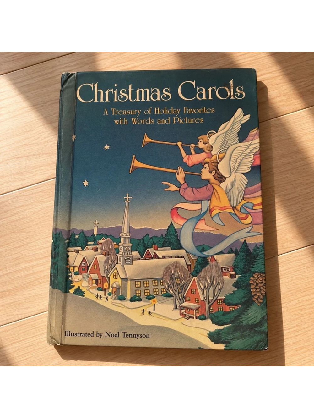 Christmas Carols Noel Tennyson 1981 Vintage Illustrated Hardcover Holiday Book
